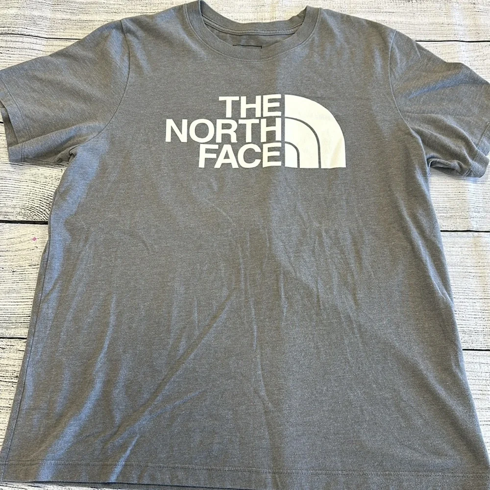 The North Face • Gray Signature Tee • Sz L - Picture 7 of 9